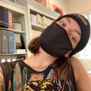 Meet your Posher, Ana